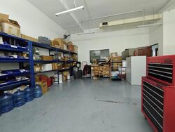 Hiangkie Industrial Building (D27), Factory #626631361